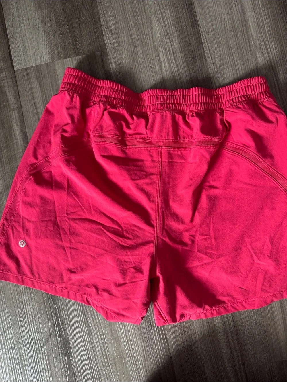 Lululemon Mens Shorts Size large red/pink Breaker Performance Running athletic